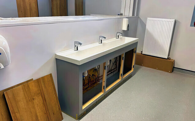 https://plumberforrestdale.com.au/uploads/2025/06/commercial-plumbing-241560.jpg
