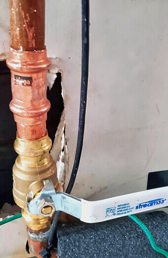 https://plumberforrestdale.com.au/uploads/2025/06/gas-plumbing-904682.jpg